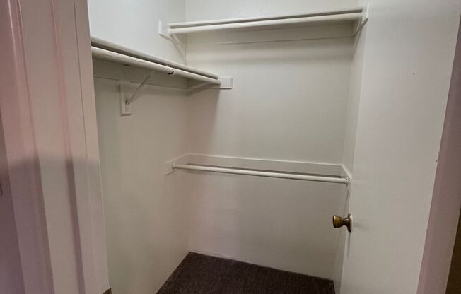 1 bed, 1 bath, 633 sqft, $1,340, Unit 237