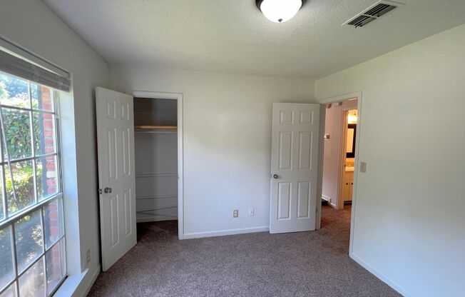 3 beds, 2 baths, $1,435