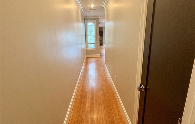 2 beds, 2 baths, 1,284 sqft, $3,850, Unit 4