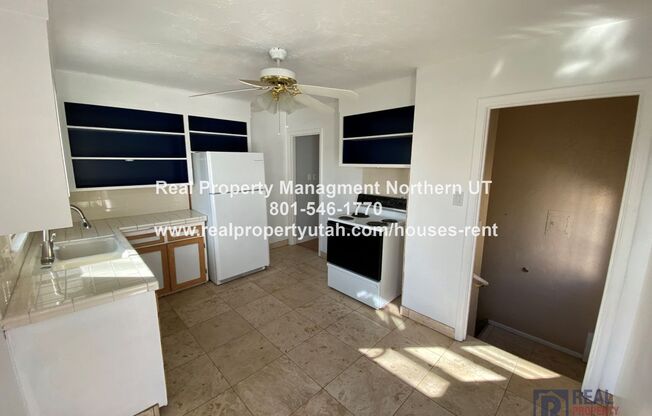 3 beds, 2 baths, $1,850