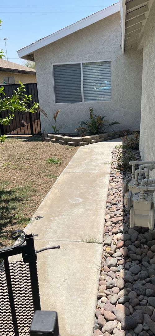 welcome to your new home in cathedral city * by appointment only * 24 hour 3 d tour now available