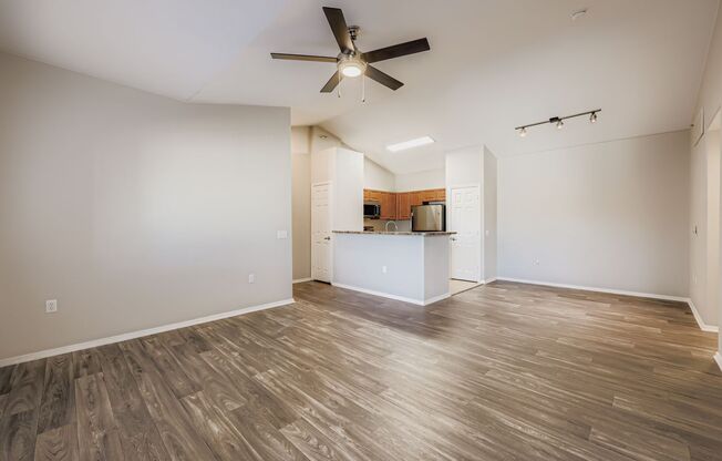 1 bed, 1 bath, 900 sqft, $1,577