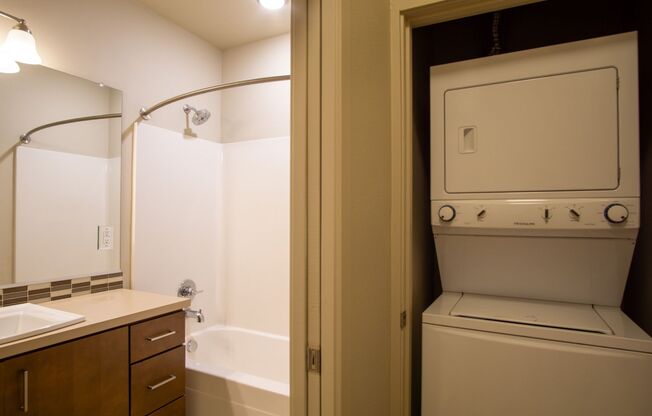 Studio, 1 bath, $1,275, Unit 103