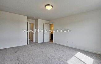 3 Bed, 2.5 Bath Home in Ridgefield's  McCormick Creek Subdivision