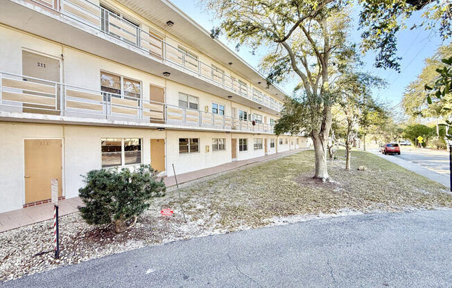 911 WASHINGTON AVE SW