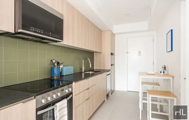 Studio, 1 bath, $3,125, Unit 302