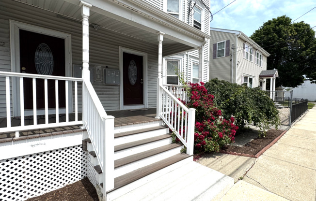 42 FENTON ST