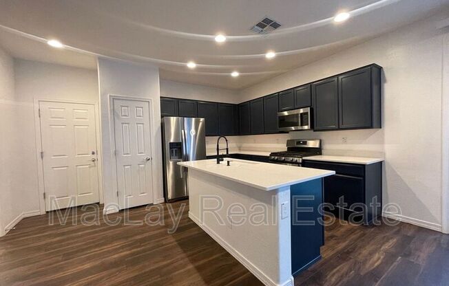 1708 S 82 WAY