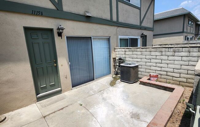 Two-Story condo in Ontario