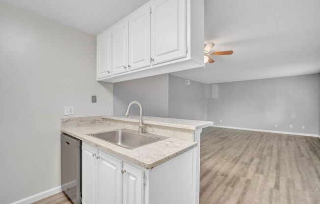 2 beds, 1 bath, $1,500, Unit #1