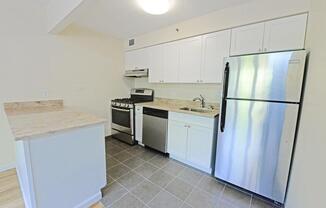 1 bed, 1 bath, $2,750, Unit 6-G