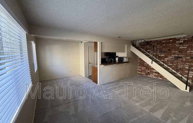 1150 W DE LAS ESTRELLAS