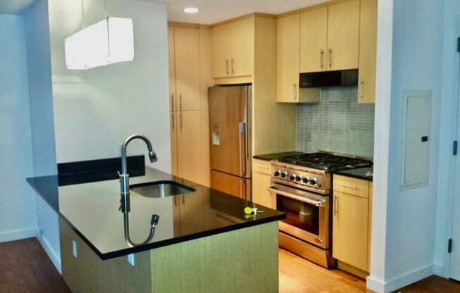 4815 11 ST