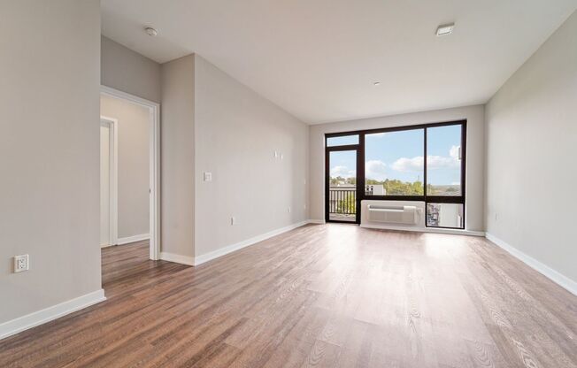 2 beds, 2 baths, 1,093 sqft, $3,005, Unit 200