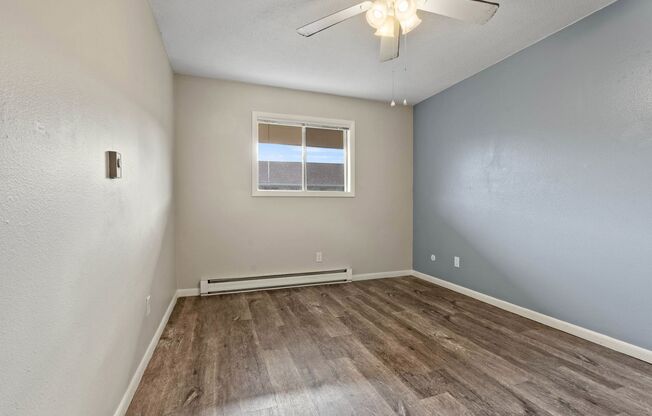 1 bed, 1 bath, 420 sqft, $475, Unit 212-237