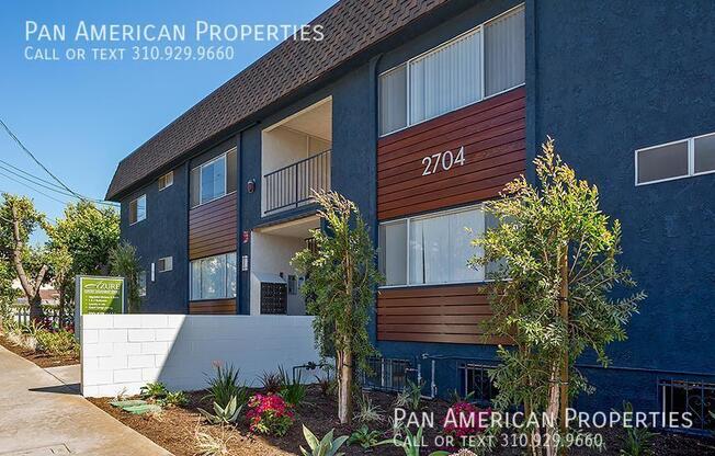 2704 VANDERBILT LN