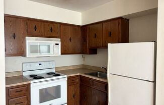 139 S State Rd Upper Darby, PA 19082