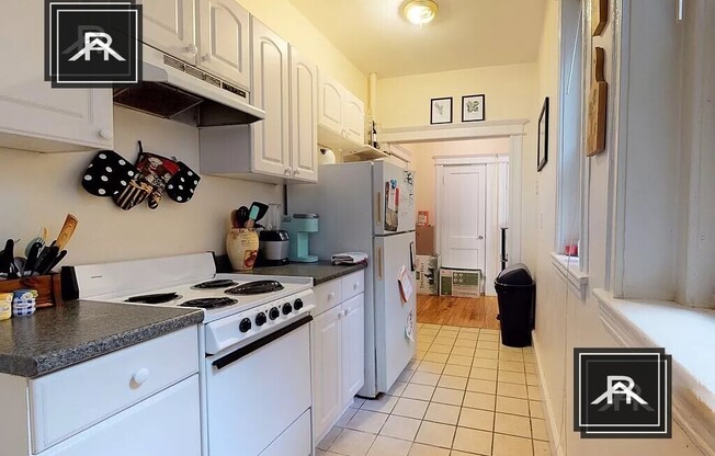 1639 COMMONWEALTH AVE