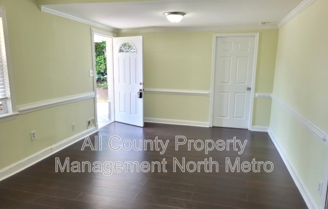 2437 LOWER ROSWELL RD