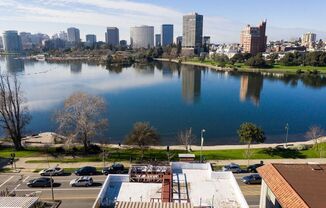 2208 Lakeshore Avenue Unit 103