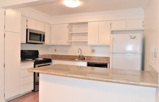 Ground Floor Condo in Wonderful Warm Springs Neighborhood in Fremont