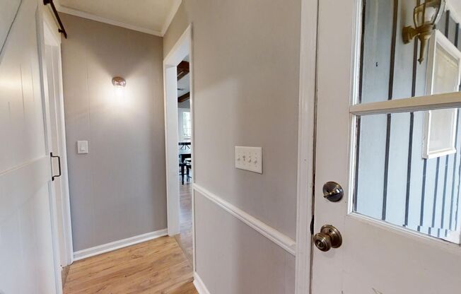 Spacious Home Conveniently Located close to Auburn High School