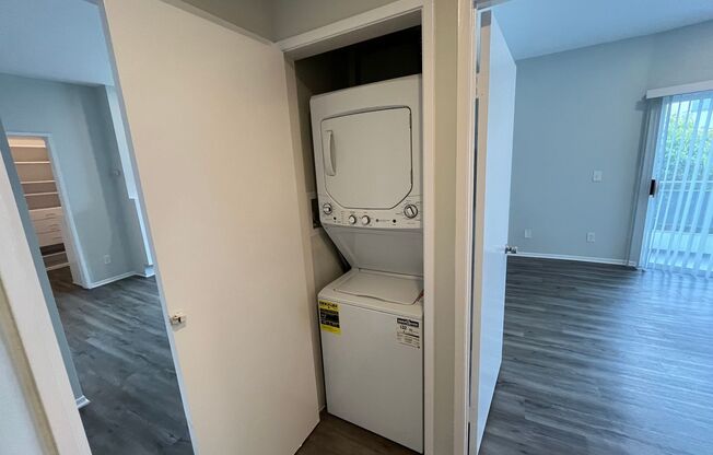 3 beds, 2 baths, 1,250 sqft, $3,898, Unit 302