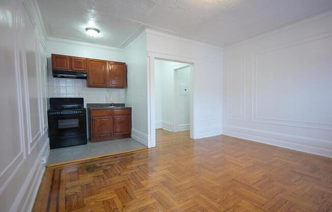 266 4 AVE