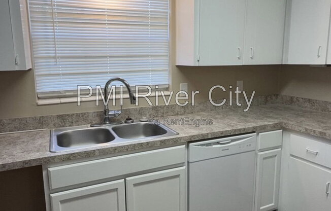 3 beds, 2 baths, 1,320 sqft, $1,600, Unit 227