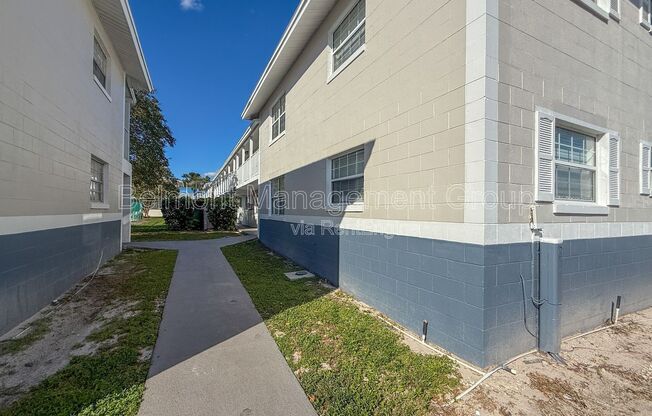 2 beds, 2 baths, 900 sqft, $1,245, Unit G66