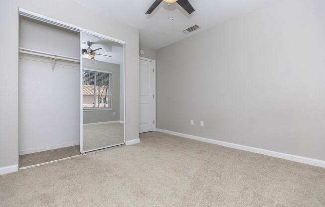 MIRRORED CLOSET DOORS IN COZY 3 BEDROOM TOWNHOME