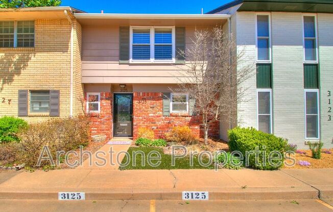 2 beds, 2.5 baths, 1,608 sqft, $1,600