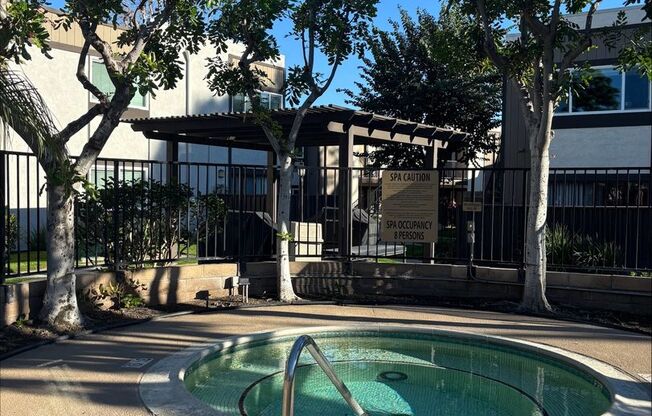 1 bed, 1 bath, 750 sqft, $2,255, Unit 716