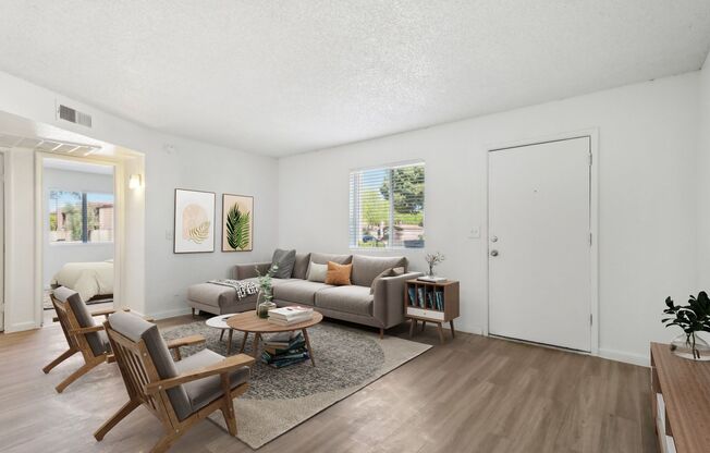 2 beds, 1 bath, 736 sqft, $1,149, Unit S118