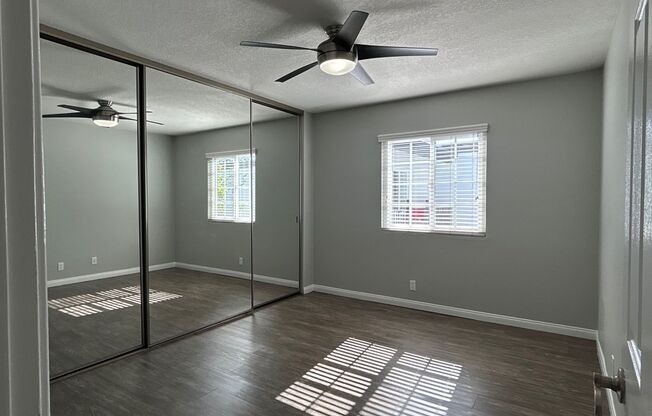 2 beds, 1 bath, 920 sqft, $2,595, Unit K7