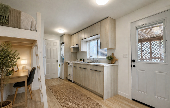 1264-72.5 Robinson Ave