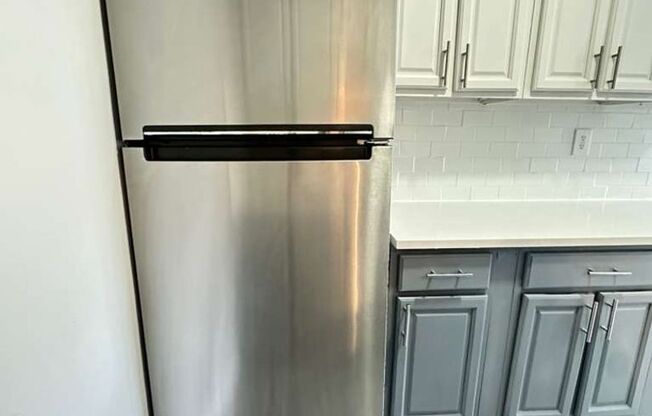 1 bed, 1 bath, 750 sqft, $1,825, Unit Apt 2J