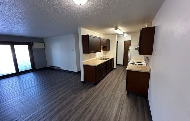 2 beds, 1 bath, 750 sqft, $710, Unit A204