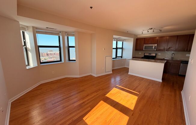 2 beds, 1 bath, 1,018 sqft, $2,250, Unit 506