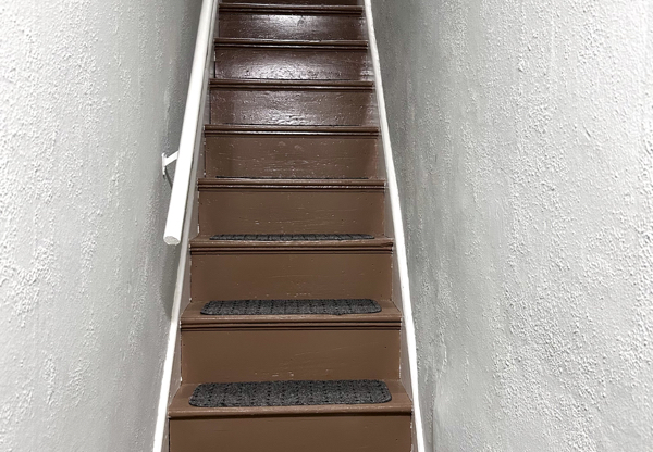 915 N 66 ST