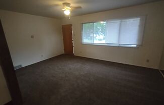 3 beds, 2 baths, $1,500