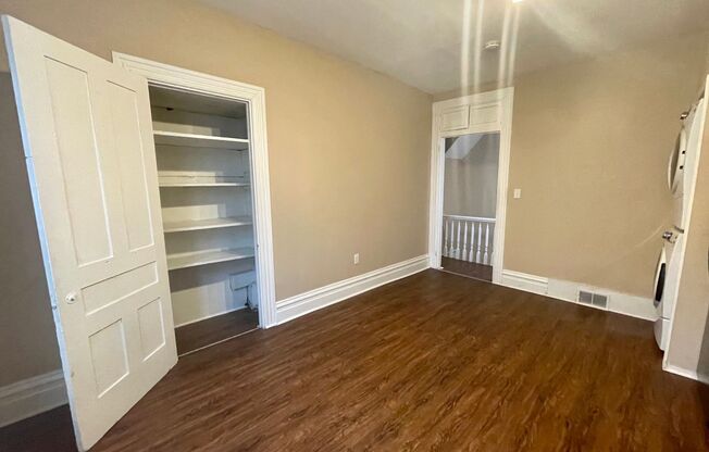 240 Lafayette Avenue (White Glove)