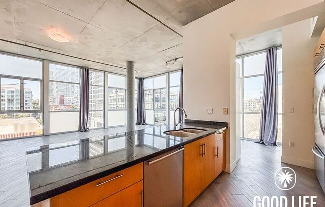 527 10th Ave #612
