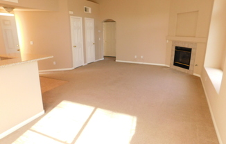 2 beds, 2 baths, $1,600