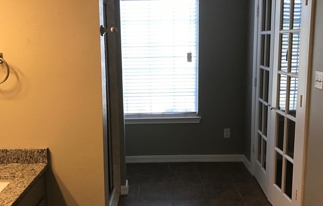 2 beds, 2 baths, $2,000