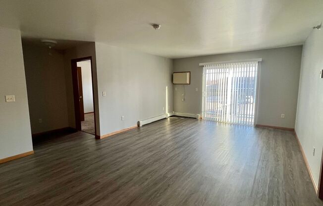 2 beds, 2 baths, 1,215 sqft, $1,350, Unit 210