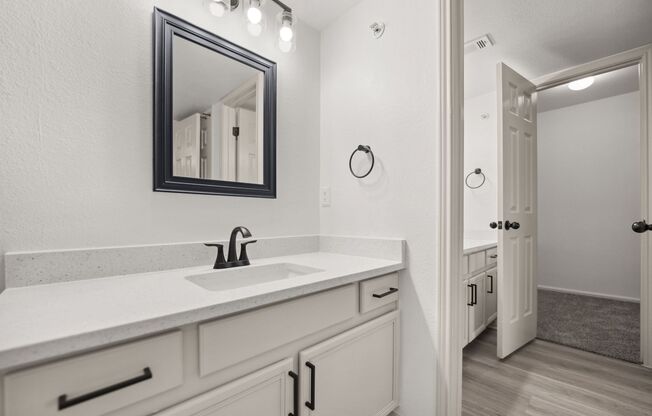 1 bed, 1 bath, $1,195, Unit 3102