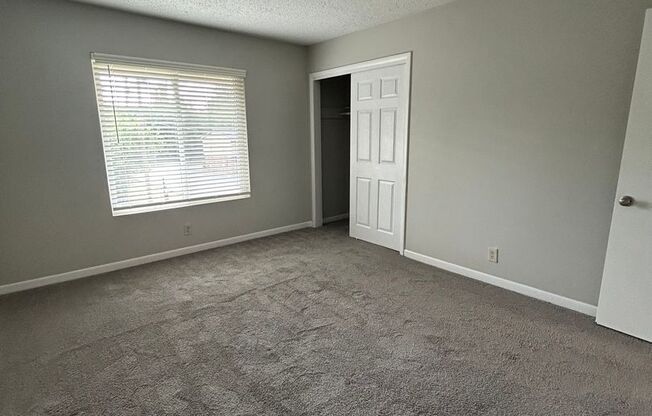 2 beds, 1.5 baths, 1,045 sqft, $1,200, Unit B4-01