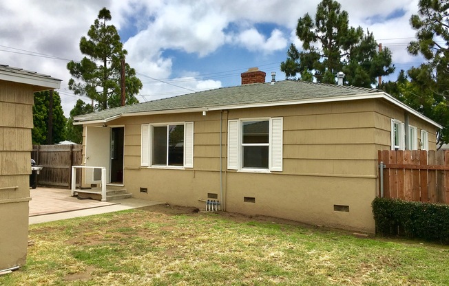 3 beds, 1 bath, $3,695