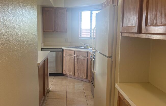 2 beds, 1 bath, 829 sqft, $1,150